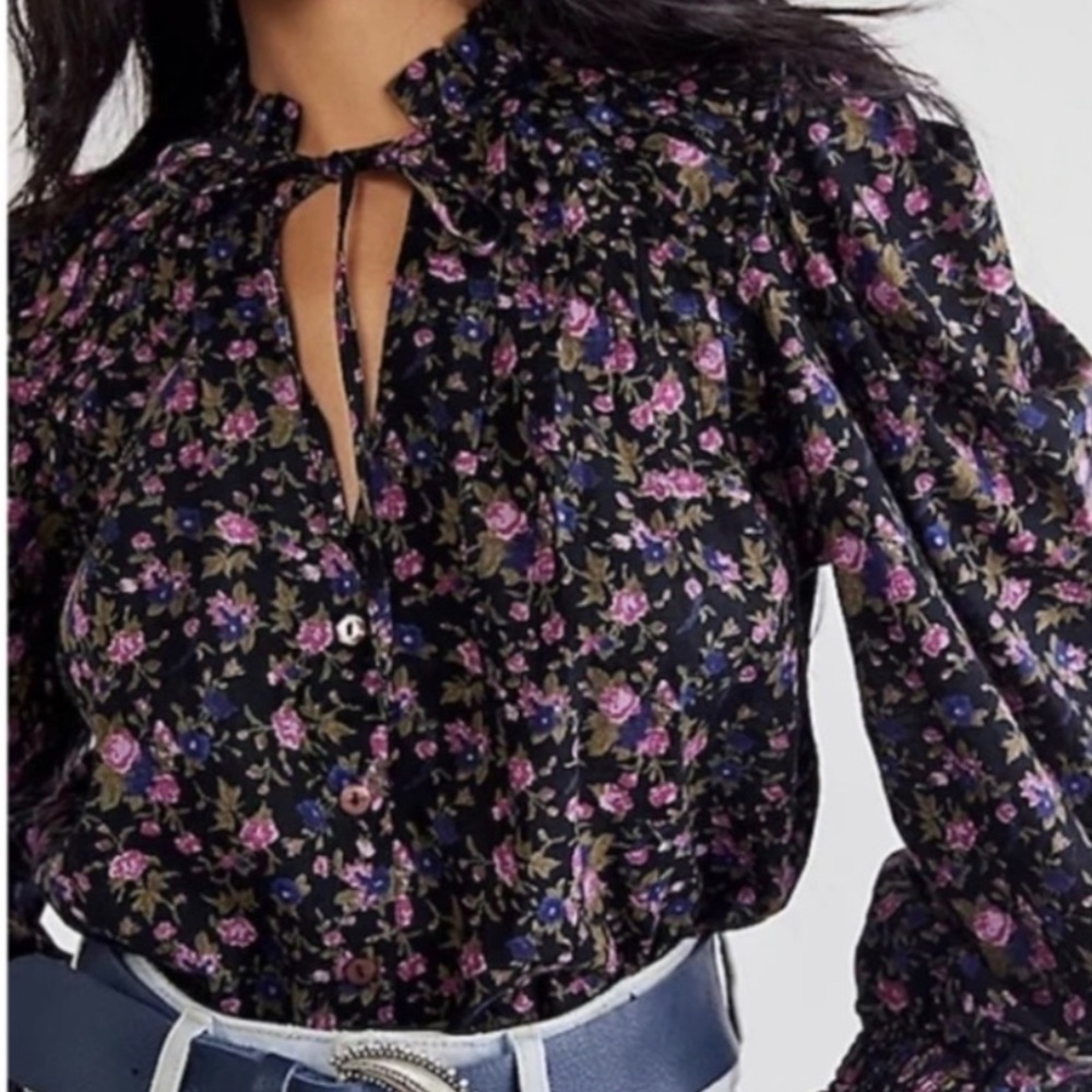 Free People Top NWT Long Sleeve Boho Floral Tie Neck Shirring Button Front GORG! - Picture 1 of 13